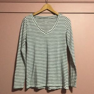 White with black stripes long sleeve shirt